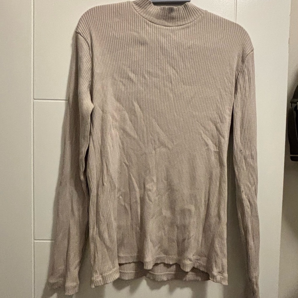 Uniqlo Women's Long Sleeve Tee - Beige